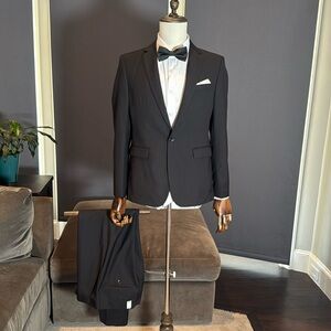 Men’s Black 2 Piece Single Breasted Suit Formal Business 42 Jacket 38 Pants NEW